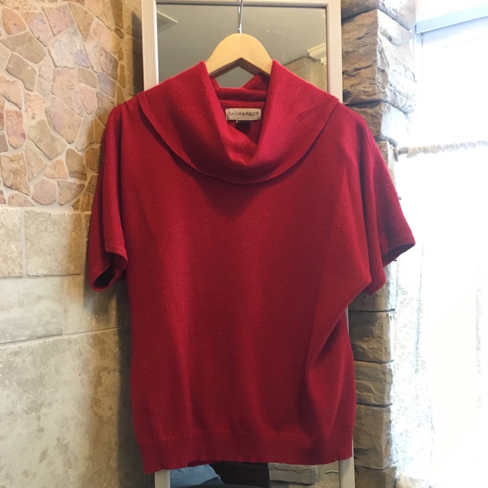 SOLD Red shortsleeved cowl neck sweater sz M